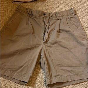 Men's Tan Shorts Perry Ellis size 34